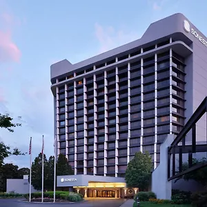 Sonesta Airport Hotel